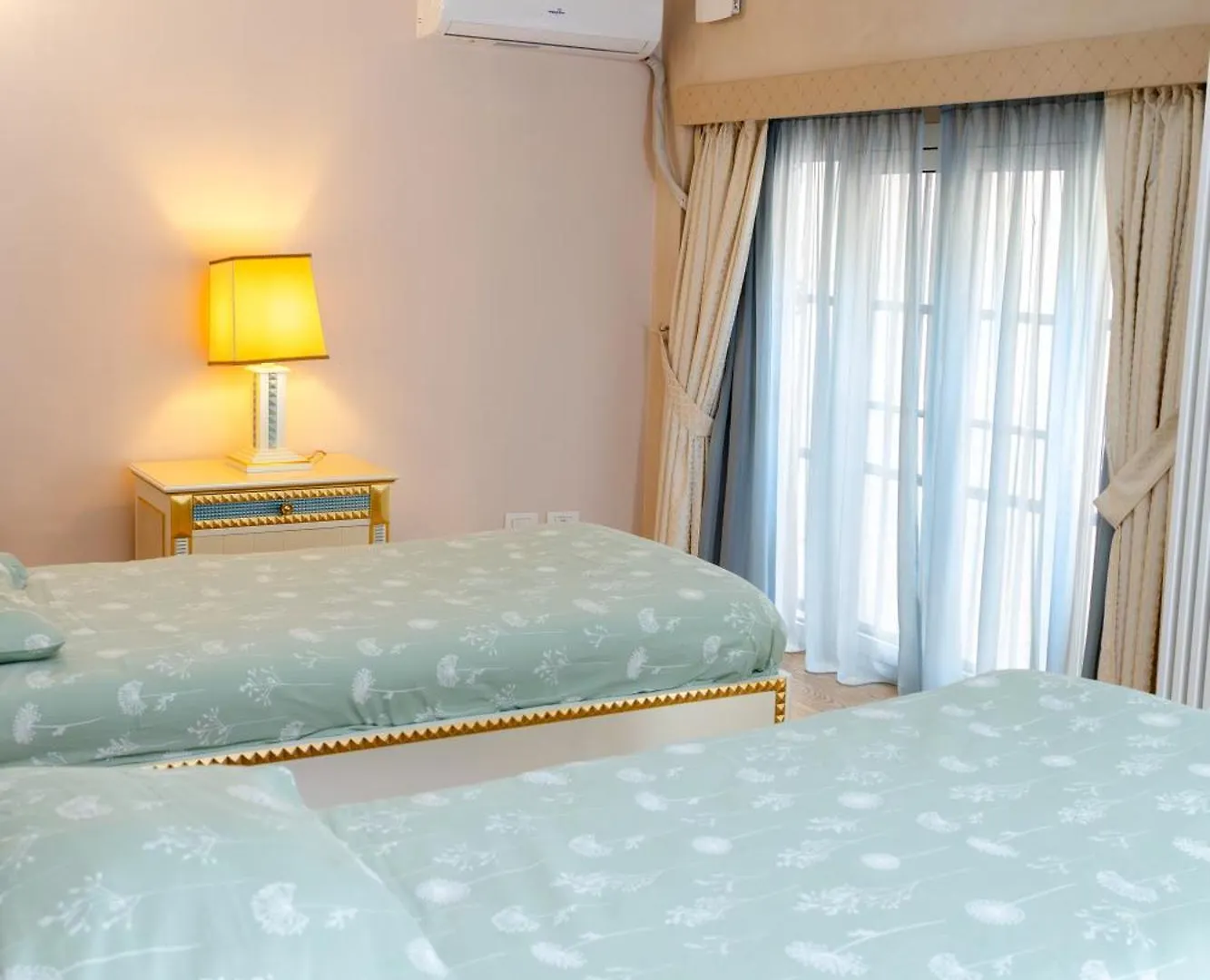 Apartman Appartamento 5 Camere Da Letto Milánó