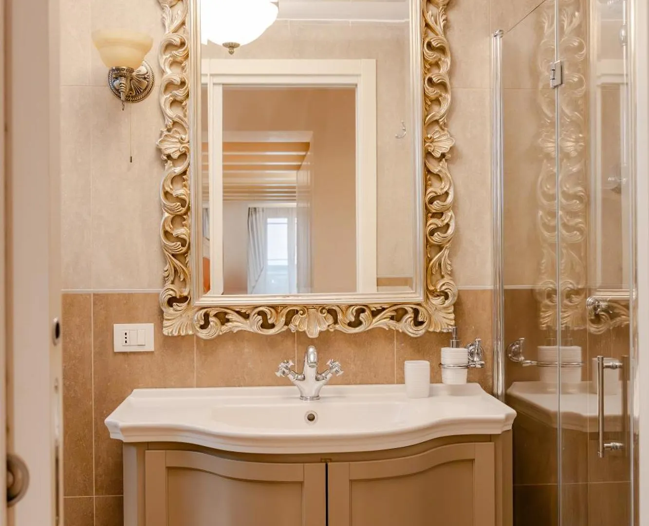 Apartment Appartamento 5 Camere Da Letto Milan