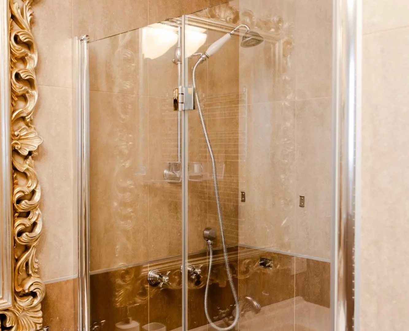 Appartamento 5 Camere Da Letto Milan